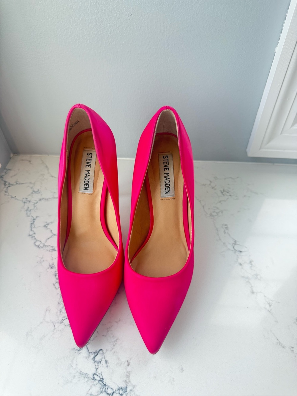 Steve Madden Hot Pink Pointed Toe Stiletto Pumps - Picture 5 of 8